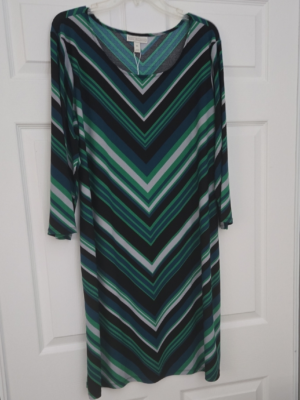 Dana Buchman Green and Navy Chevron-Stripe Long Sleeve Dress